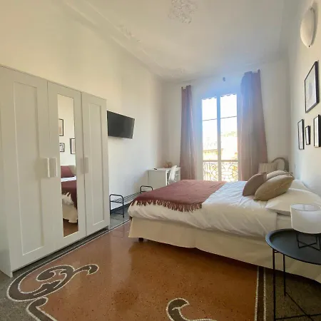 Casa Amedeo Genova